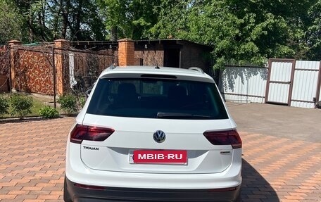 Volkswagen Tiguan II, 2019 год, 1 940 000 рублей, 5 фотография