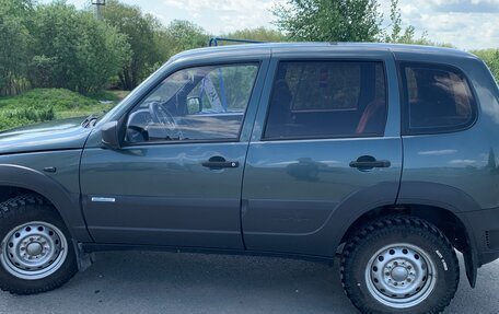 Chevrolet Niva I рестайлинг, 2011 год, 550 000 рублей, 6 фотография