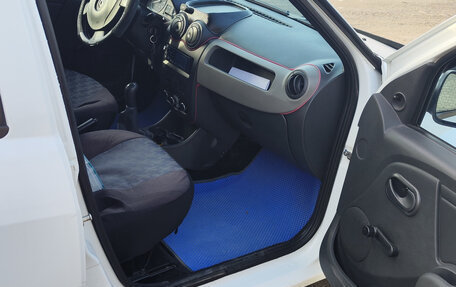 Renault Logan I, 2010 год, 600 000 рублей, 5 фотография