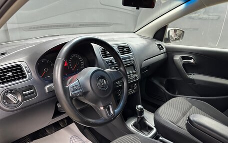 Volkswagen Polo VI (EU Market), 2012 год, 750 000 рублей, 10 фотография
