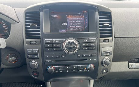 Nissan Pathfinder, 2010 год, 1 345 000 рублей, 13 фотография