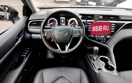 Toyota Camry, 2021 год, 3 495 000 рублей, 9 фотография