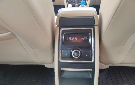 Skoda Superb III рестайлинг, 2012 год, 1 550 000 рублей, 15 фотография
