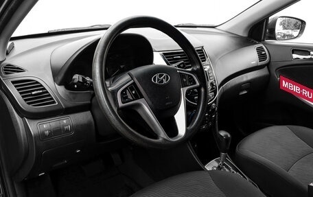 Hyundai Solaris II рестайлинг, 2013 год, 980 000 рублей, 15 фотография