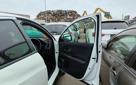 Honda Vezel, 2018 год, 2 190 000 рублей, 6 фотография