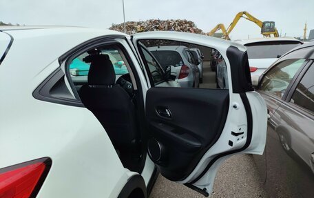 Honda Vezel, 2018 год, 2 190 000 рублей, 17 фотография