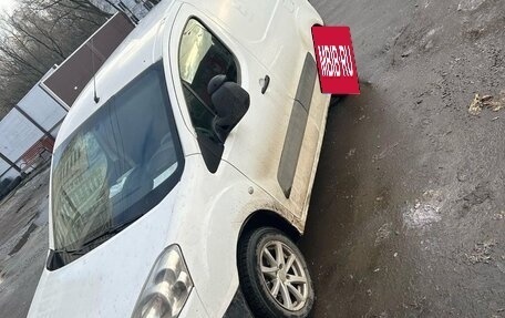 Peugeot Partner II рестайлинг 2, 2011 год, 480 000 рублей, 4 фотография