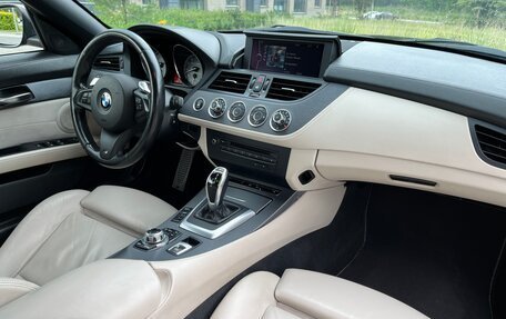 BMW Z4, 2011 год, 2 890 000 рублей, 29 фотография