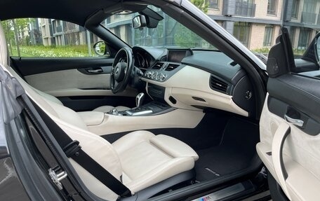 BMW Z4, 2011 год, 2 890 000 рублей, 28 фотография