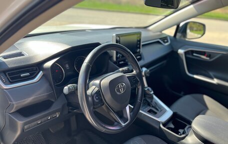 Toyota RAV4, 2020 год, 3 179 900 рублей, 7 фотография