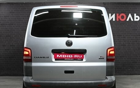 Volkswagen Caravelle T5, 2011 год, 2 280 000 рублей, 5 фотография