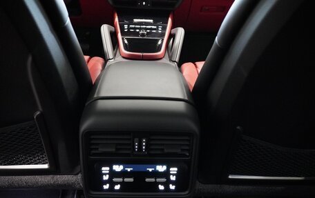 Porsche Cayenne III, 2024 год, 15 400 000 рублей, 12 фотография