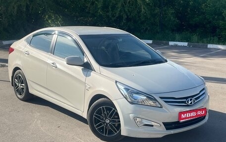 Hyundai Solaris II рестайлинг, 2015 год, 850 000 рублей, 1 фотография
