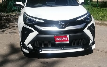 Toyota C-HR I рестайлинг, 2020 год, 2 350 000 рублей, 1 фотография