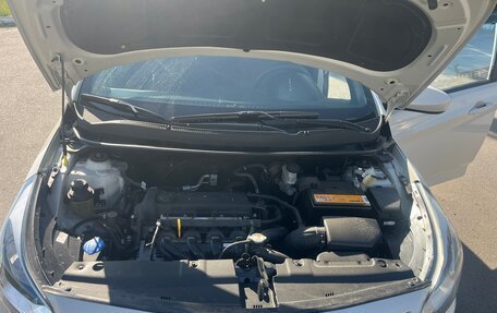Hyundai Solaris II рестайлинг, 2015 год, 850 000 рублей, 18 фотография