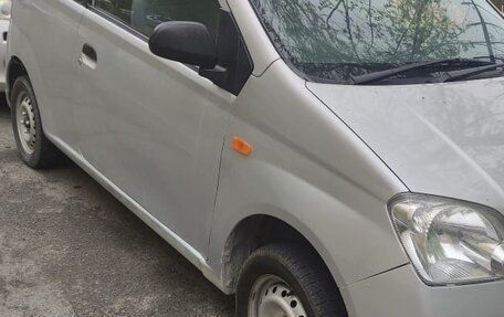 Daihatsu Mira VI, 2005 год, 280 000 рублей, 6 фотография