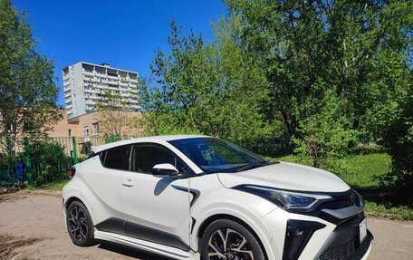 Toyota C-HR I рестайлинг, 2020 год, 2 350 000 рублей, 8 фотография
