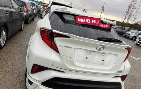 Toyota C-HR I рестайлинг, 2020 год, 2 350 000 рублей, 24 фотография