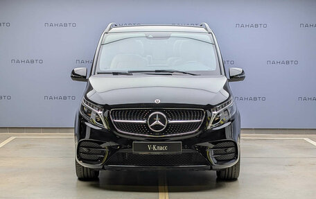 Mercedes-Benz V-Класс, 2023 год, 12 500 000 рублей, 3 фотография