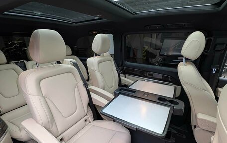 Mercedes-Benz V-Класс, 2023 год, 12 500 000 рублей, 11 фотография