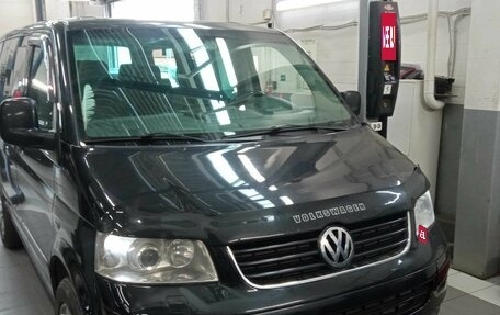 Volkswagen Multivan T5, 2007 год, 1 670 000 рублей, 2 фотография