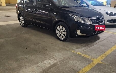 KIA Rio III рестайлинг, 2014 год, 400 000 рублей, 3 фотография