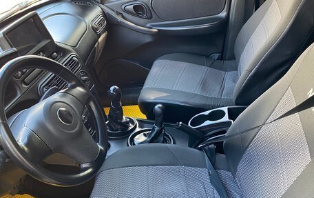 Chevrolet Niva I рестайлинг, 2013 год, 470 000 рублей, 6 фотография