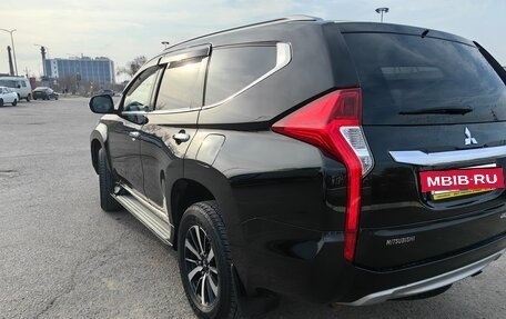 Mitsubishi Pajero Sport III рестайлинг, 2018 год, 2 470 000 рублей, 18 фотография
