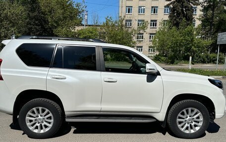 Toyota Land Cruiser Prado 150 рестайлинг 2, 2015 год, 4 200 000 рублей, 3 фотография