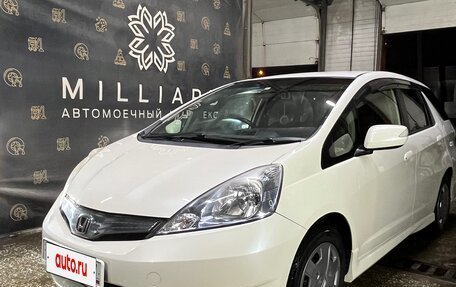 Honda Fit Shuttle I рестайлинг, 2012 год, 1 030 000 рублей, 3 фотография
