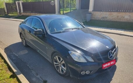 Mercedes-Benz E-Класс, 2011 год, 1 260 000 рублей, 1 фотография