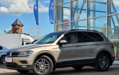 Volkswagen Tiguan II, 2019 год, 1 949 000 рублей, 3 фотография