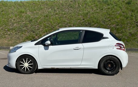Peugeot 208 II, 2013 год, 770 000 рублей, 2 фотография