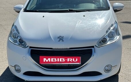 Peugeot 208 II, 2013 год, 770 000 рублей, 6 фотография