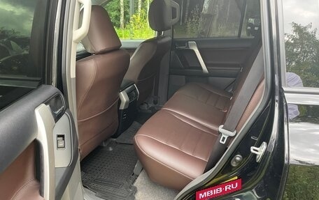 Toyota Land Cruiser Prado 150 рестайлинг 2, 2010 год, 2 450 000 рублей, 7 фотография