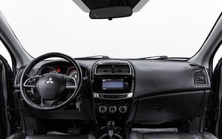 Mitsubishi ASX I рестайлинг, 2015 год, 1 045 000 рублей, 14 фотография
