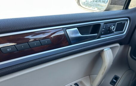 Volkswagen Touareg III, 2011 год, 1 895 000 рублей, 7 фотография