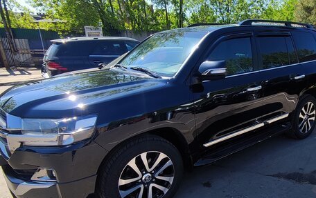 Toyota Land Cruiser 200, 2019 год, 7 500 000 рублей, 2 фотография