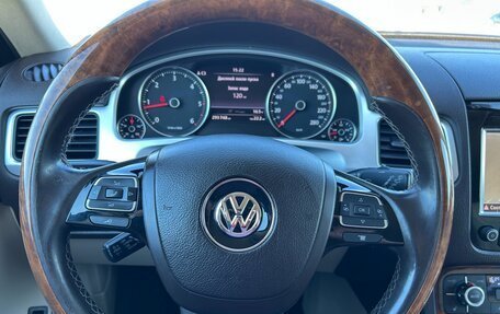 Volkswagen Touareg III, 2011 год, 1 895 000 рублей, 5 фотография