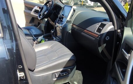 Toyota Land Cruiser 200, 2019 год, 7 500 000 рублей, 12 фотография