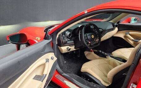Ferrari F8, 2021 год, 26 000 000 рублей, 8 фотография