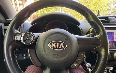 KIA Soul II рестайлинг, 2014 год, 1 495 000 рублей, 19 фотография
