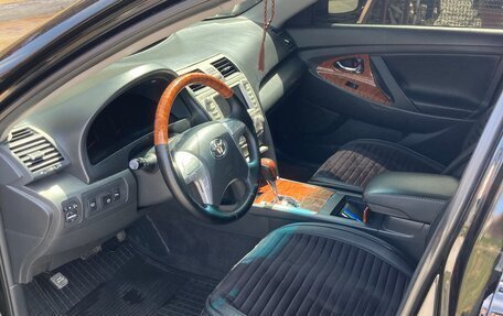 Toyota Camry, 2010 год, 1 300 000 рублей, 12 фотография