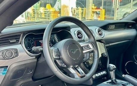 Ford Mustang VI рестайлинг, 2021 год, 2 300 002 рублей, 9 фотография