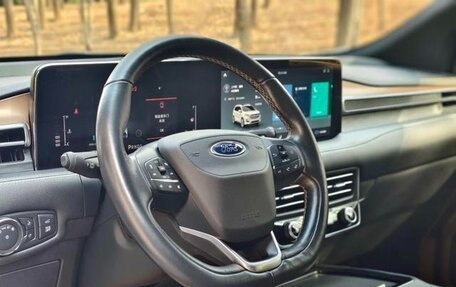 Ford Edge II рестайлинг, 2021 год, 7 фотография