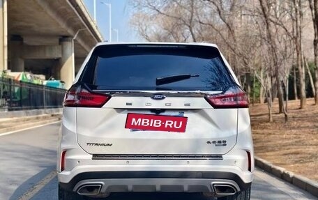 Ford Edge II рестайлинг, 2021 год, 4 фотография