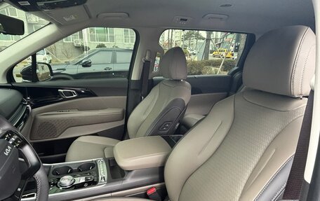 KIA Carnival, 2024 год, 4 000 000 рублей, 9 фотография