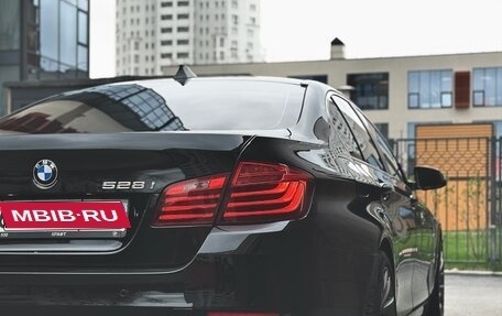 BMW 5 серия, 2014 год, 1 790 000 рублей, 28 фотография