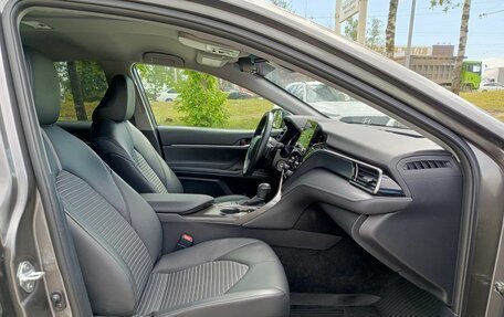 Toyota Camry, 2022 год, 3 249 000 рублей, 13 фотография