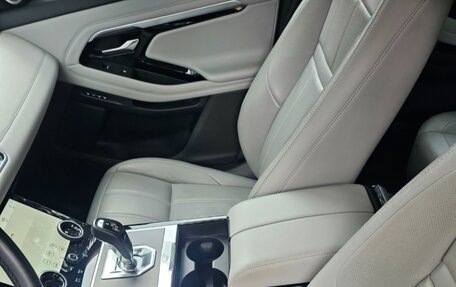 Land Rover Range Rover Evoque II, 2022 год, 3 300 000 рублей, 8 фотография